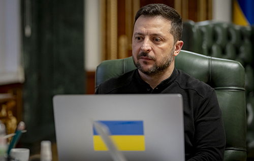 Зеленський продемонстрував розчарування Трампом після одного з найбільших ударів РФ по Києву, – The Guardian
